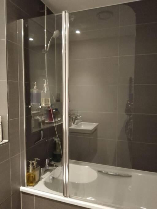 Whole Apartment 5 Mins To East Croydon & Concierge London Luaran gambar