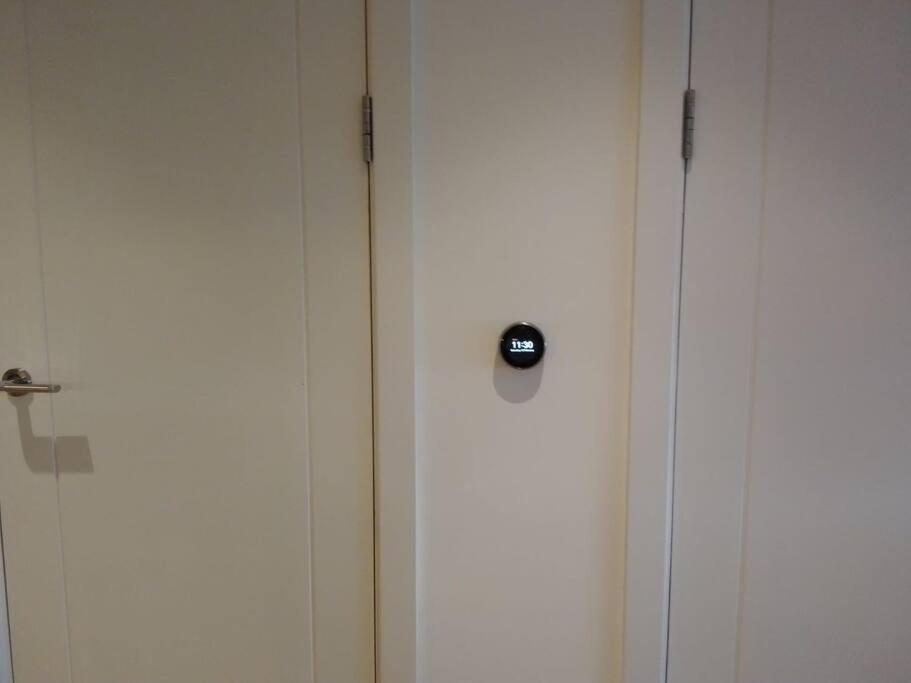 Whole Apartment 5 Mins To East Croydon & Concierge London Luaran gambar
